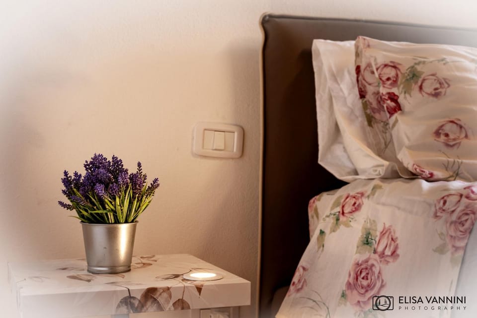Bed, Decorative detail, Bedroom