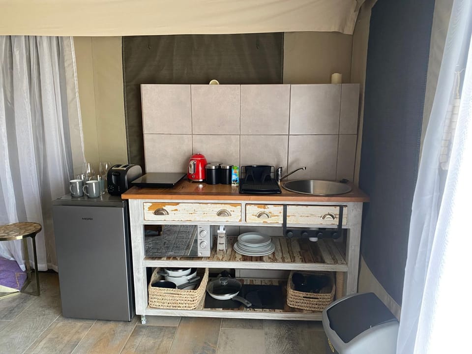 Coffee/tea facilities, Kitchen or kitchenette, toaster