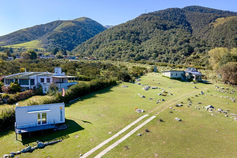 Property building, Natural landscape, Bird's eye view, Garden view, Mountain view