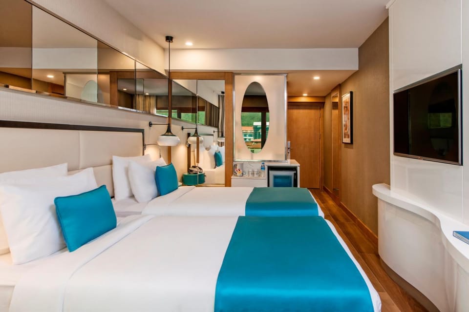Property building, Bedroom, Area and facilities