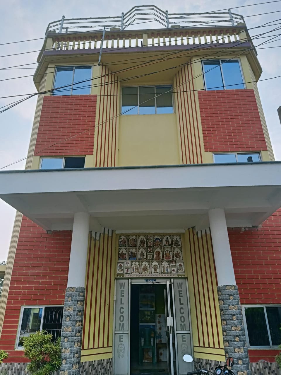 Property building, Day