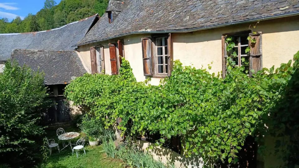 Maison de Chouliou House in Occitanie