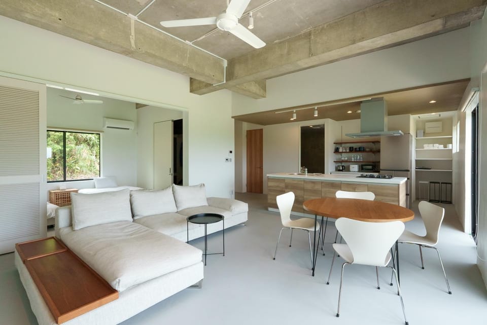Palm Hills Villa in Okinawa Prefecture