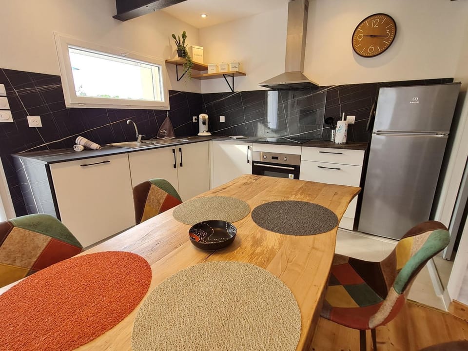 Gîte plain pied à Champenoux avec parking privatif - FR-1-584-330 House in Grand Est