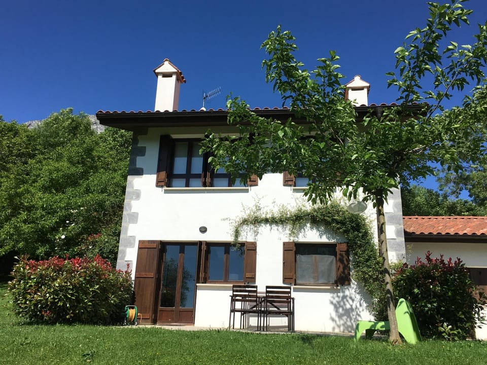 Off site, Garden, Balcony/Terrace
