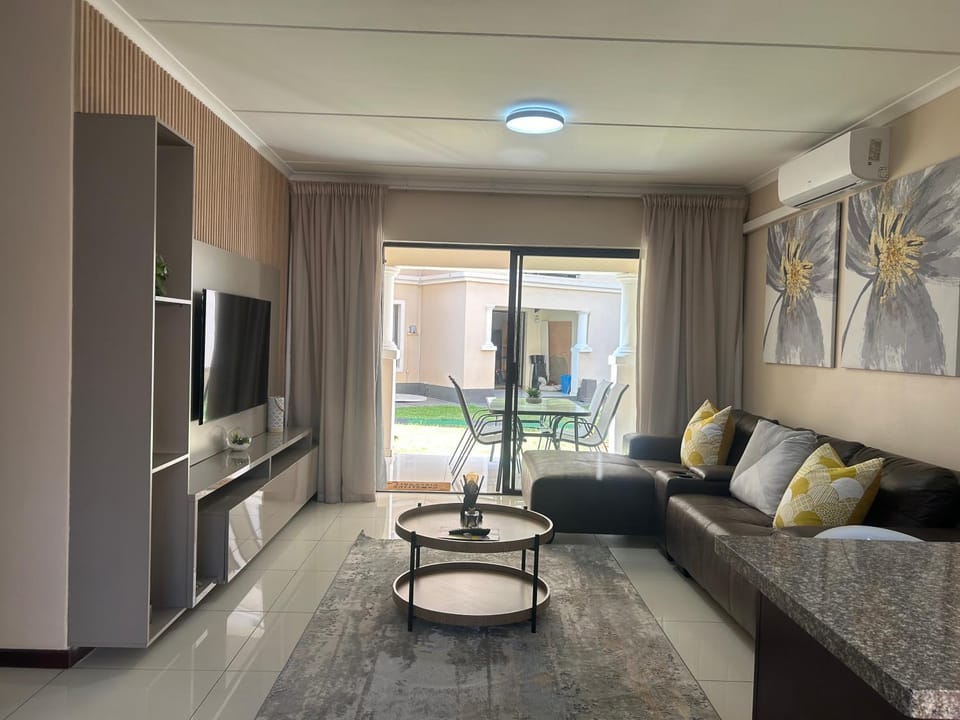 25 Lillies Apartment in Gauteng