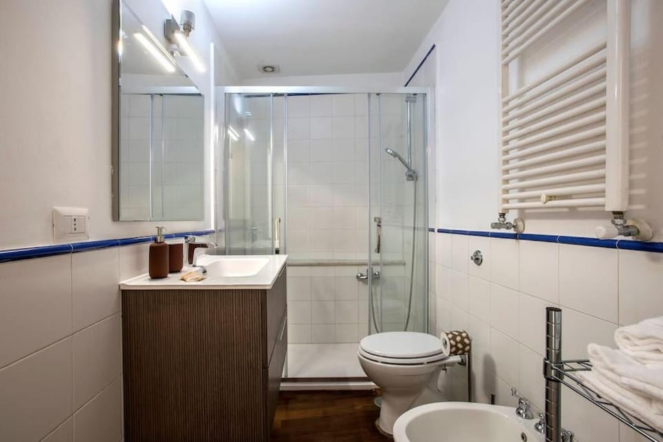 Bathroom, heating