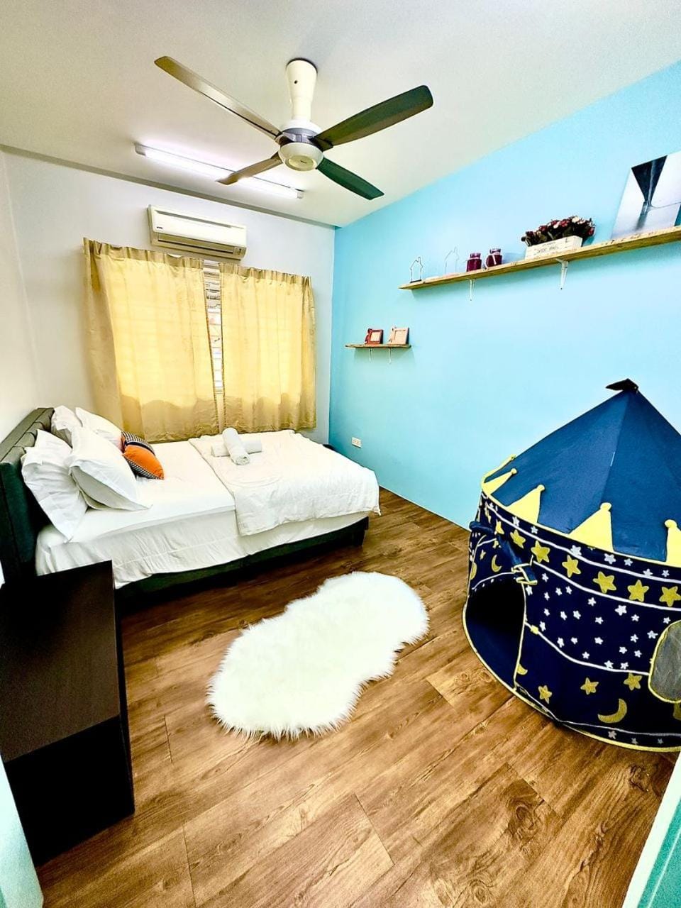 Free & Easy Leisure Homestay House in Selangor, Malaysia