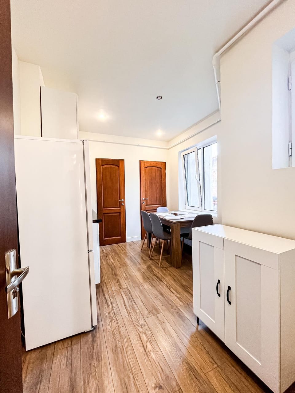 La Teatru - 2BD Apartment near Theatre and Old Town Apartment in Brasov