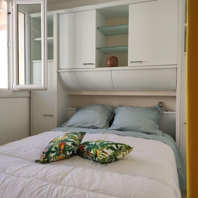 Le Perroquet Appart' aux Sablettes plage parking Apartment in La Seyne-sur-Mer