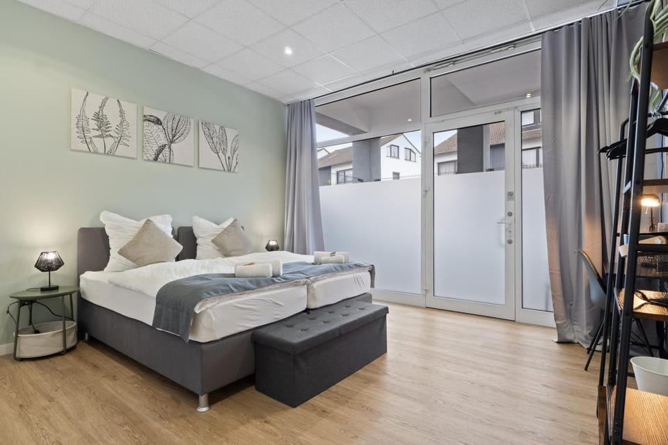 Bed, Photo of the whole room, Bedroom, wardrobe
