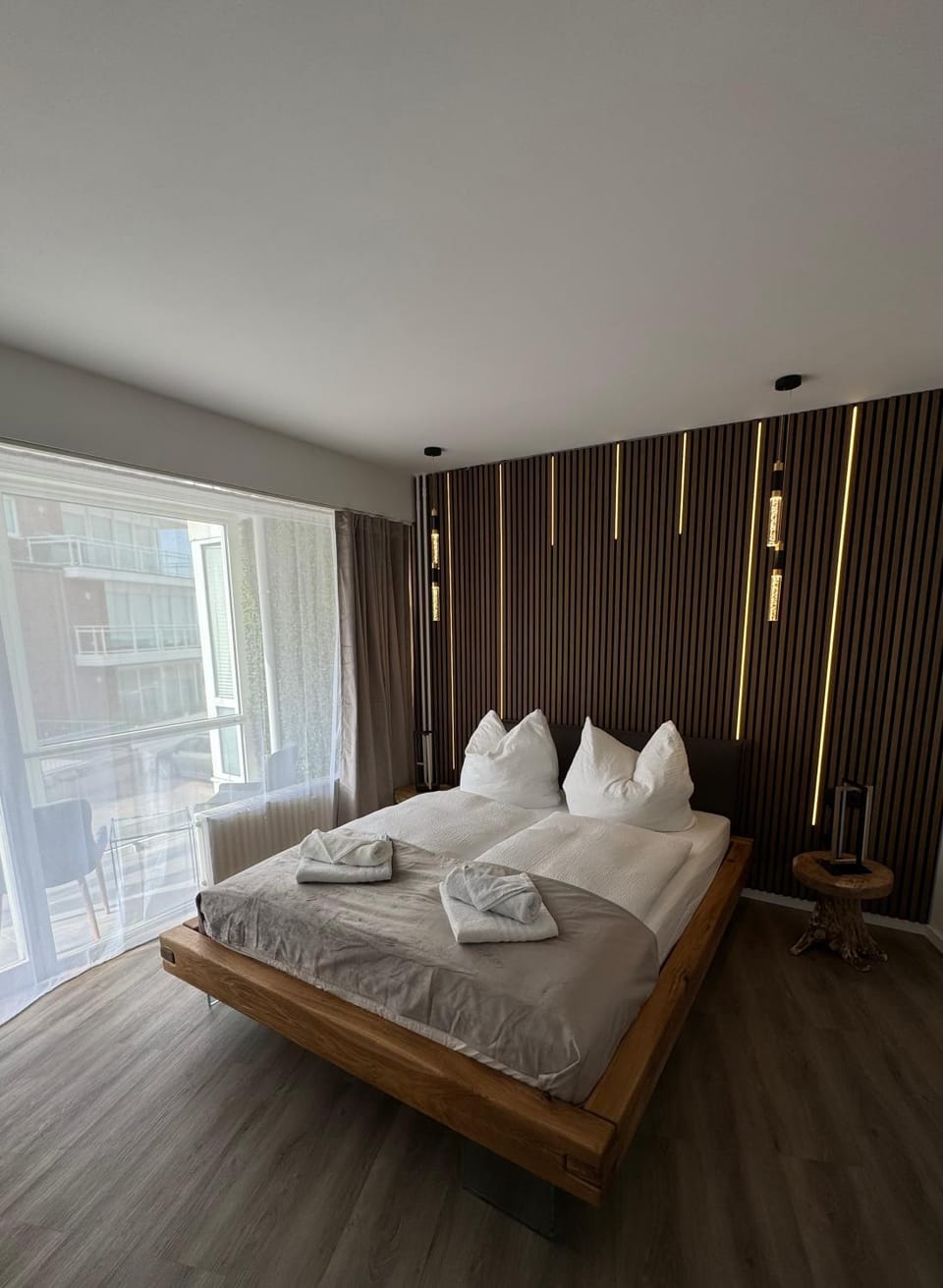 Bed, Photo of the whole room