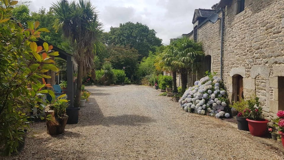 BRI56 - Bignan - L'Ecurie House in Brittany