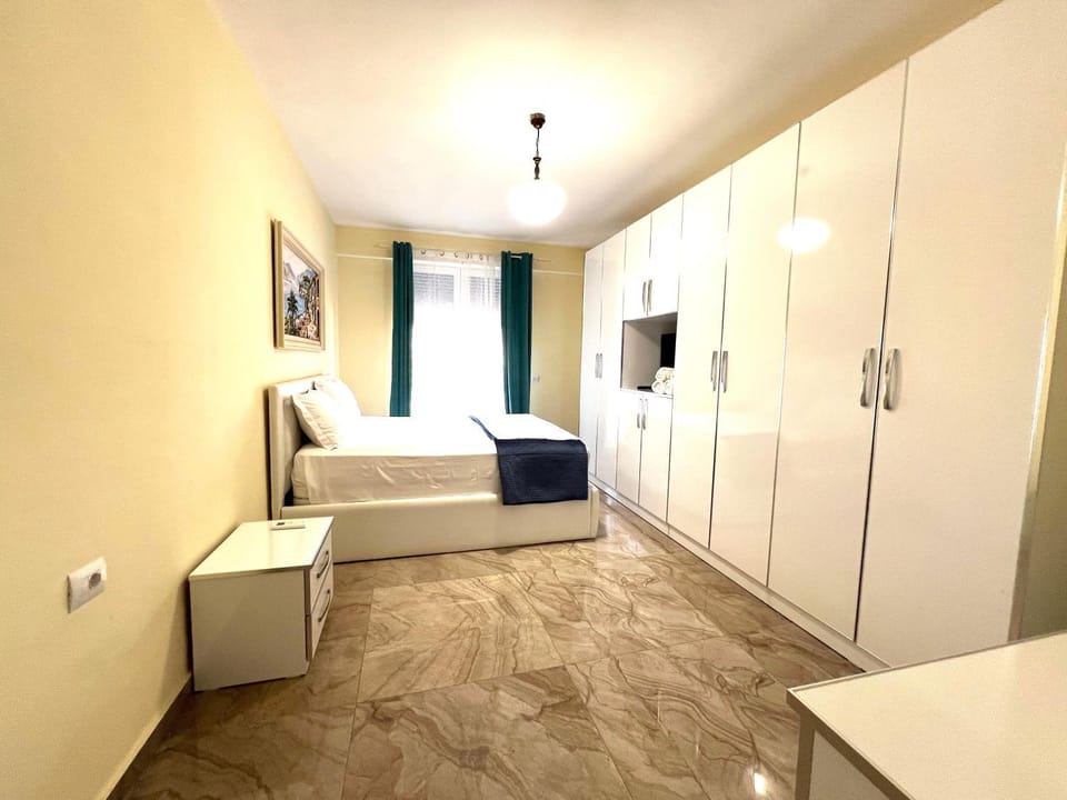 Bed, Living room, Photo of the whole room, Seating area, Bedroom, wardrobe