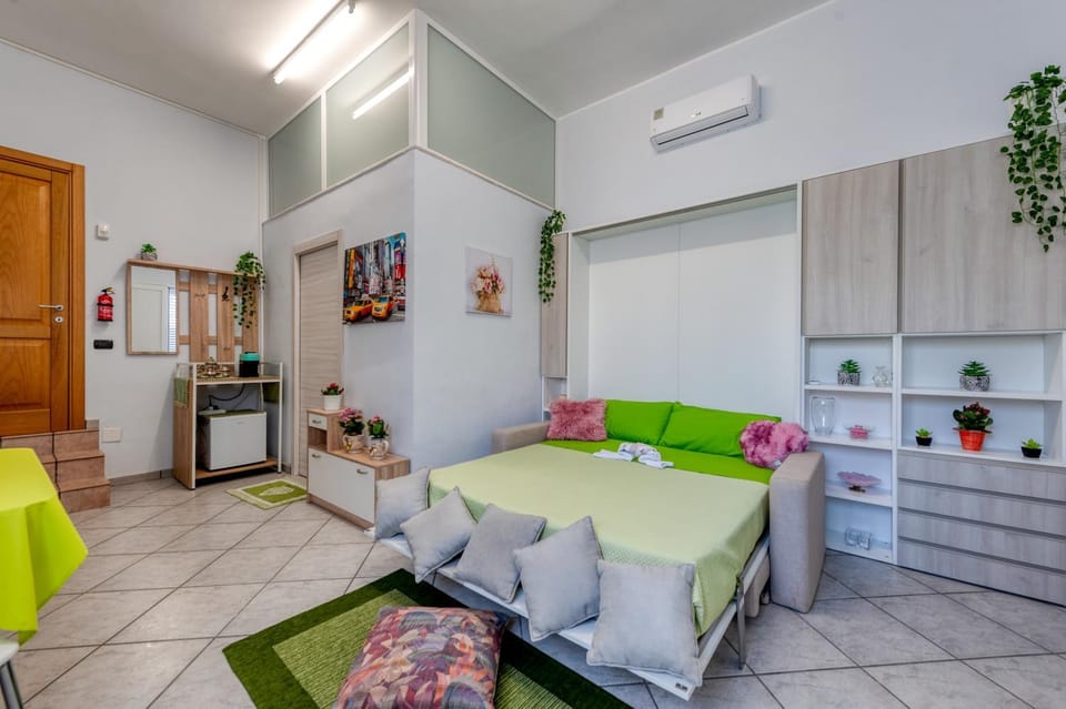 Property building, Living room