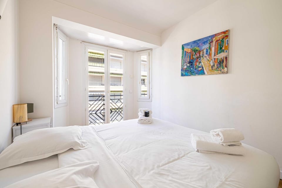 Elegance and Refinement, proximity to La Croisette Apartment in Cannes