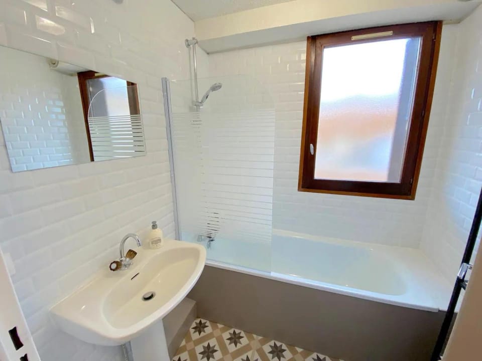 Shower, Bathroom, Bath