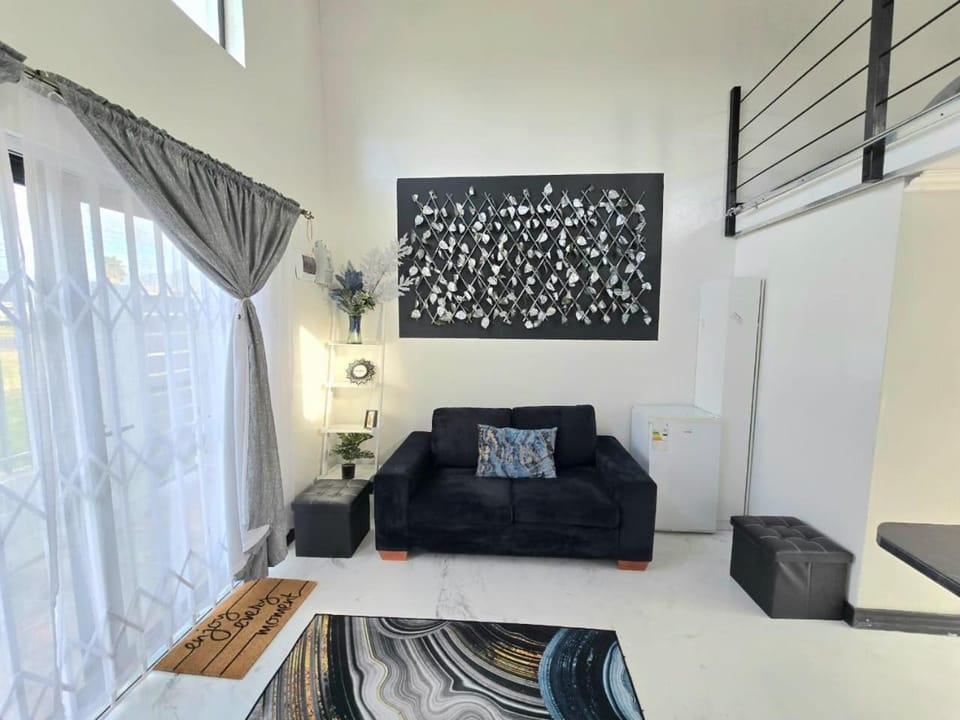 Aqua Breeze House in Cape Town