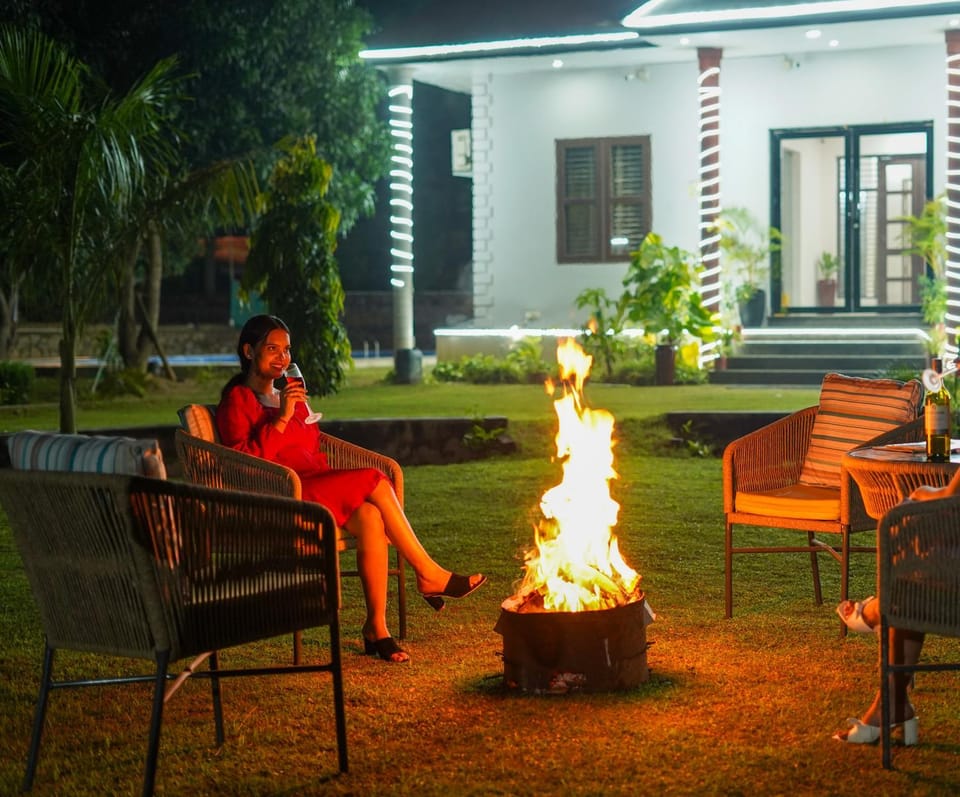 Patio, Night, People, Garden, Living room, Seating area, Garden view, group of guests, flat iron