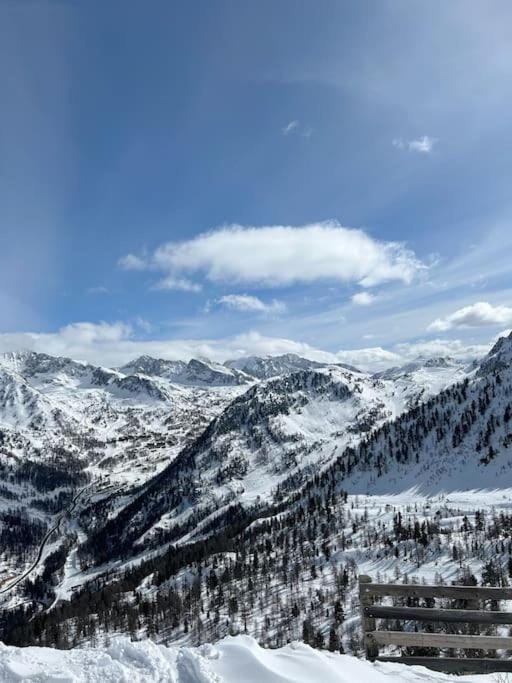 Baby Jane, Studio front de neige Apartment in Isola