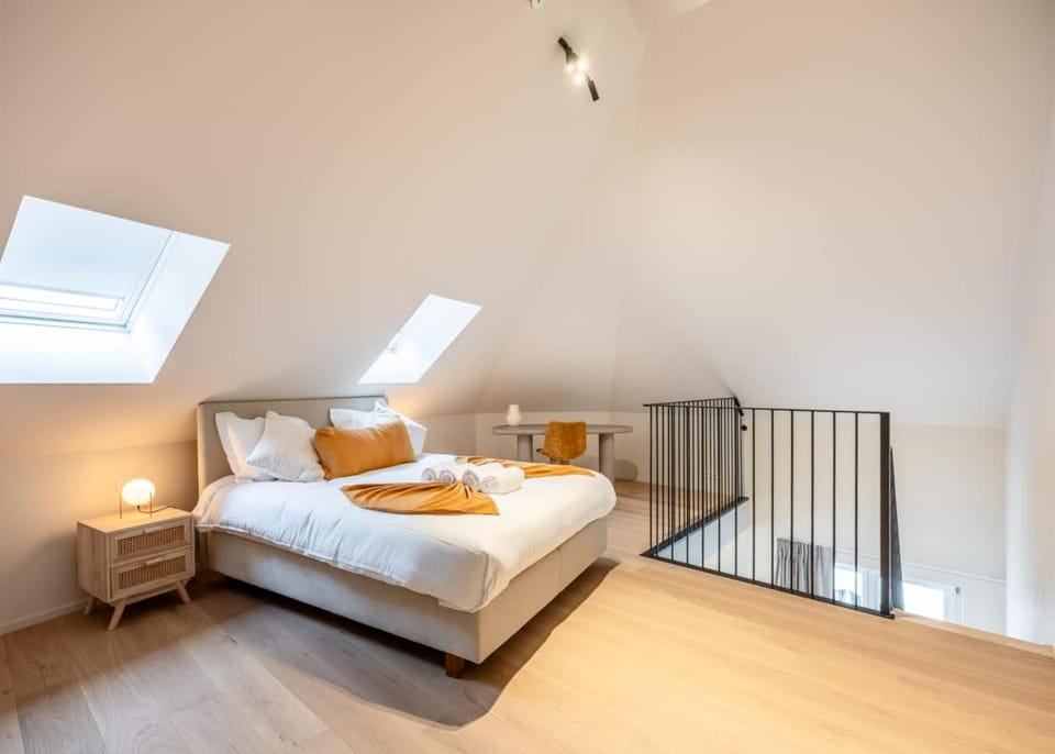 Stylish Duplex Studio with Premium Materials in Ghent City Center Apartment in Ghent