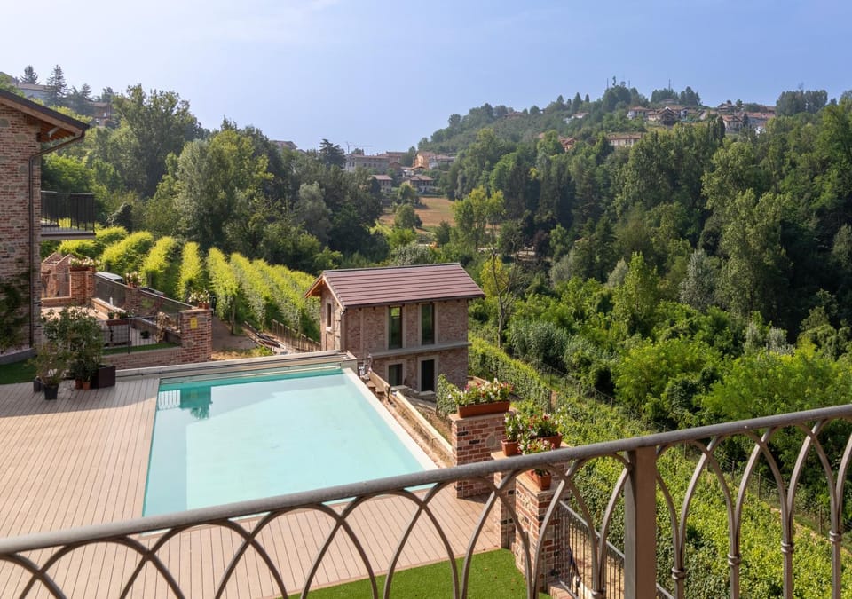 Day, Natural landscape, Pool view