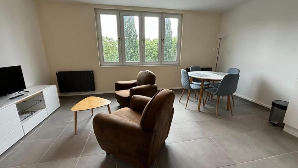 T2 calme et lumineux Proche gare Apartment in Arras