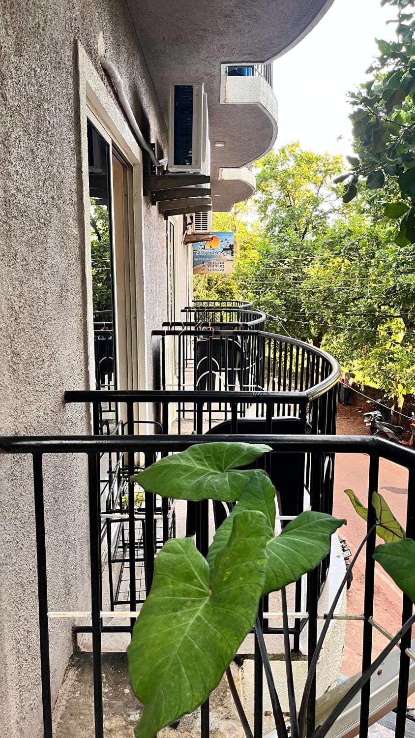Property building, Day, Balcony/Terrace, City view, City view