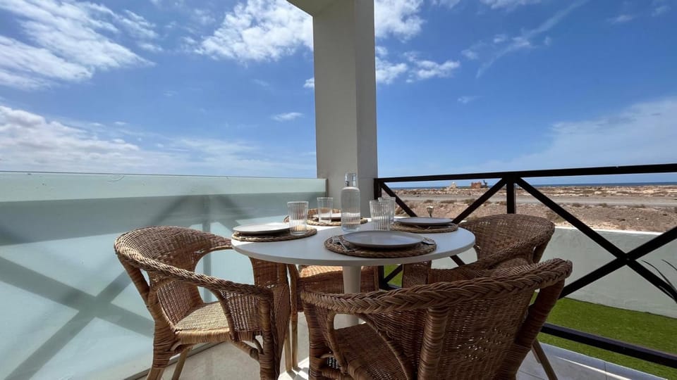 Casa Fin del Mundo El Cotillo Apartment in Maxorata