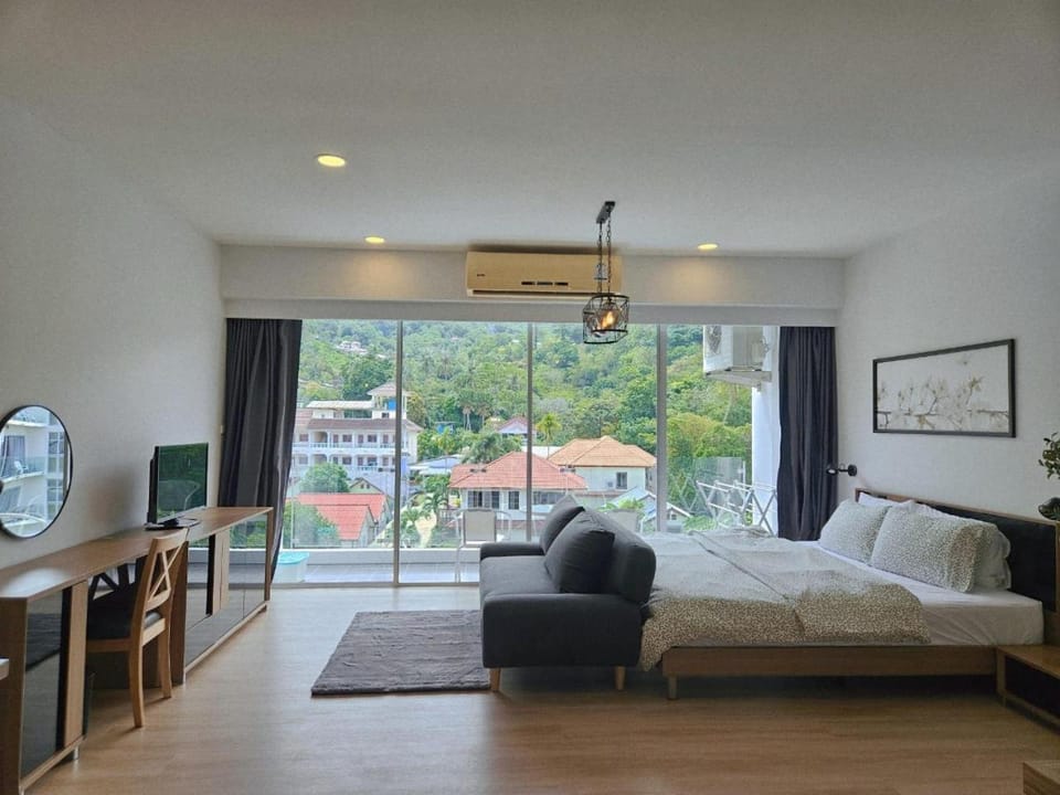 Bed, Balcony/Terrace, Photo of the whole room, Seating area