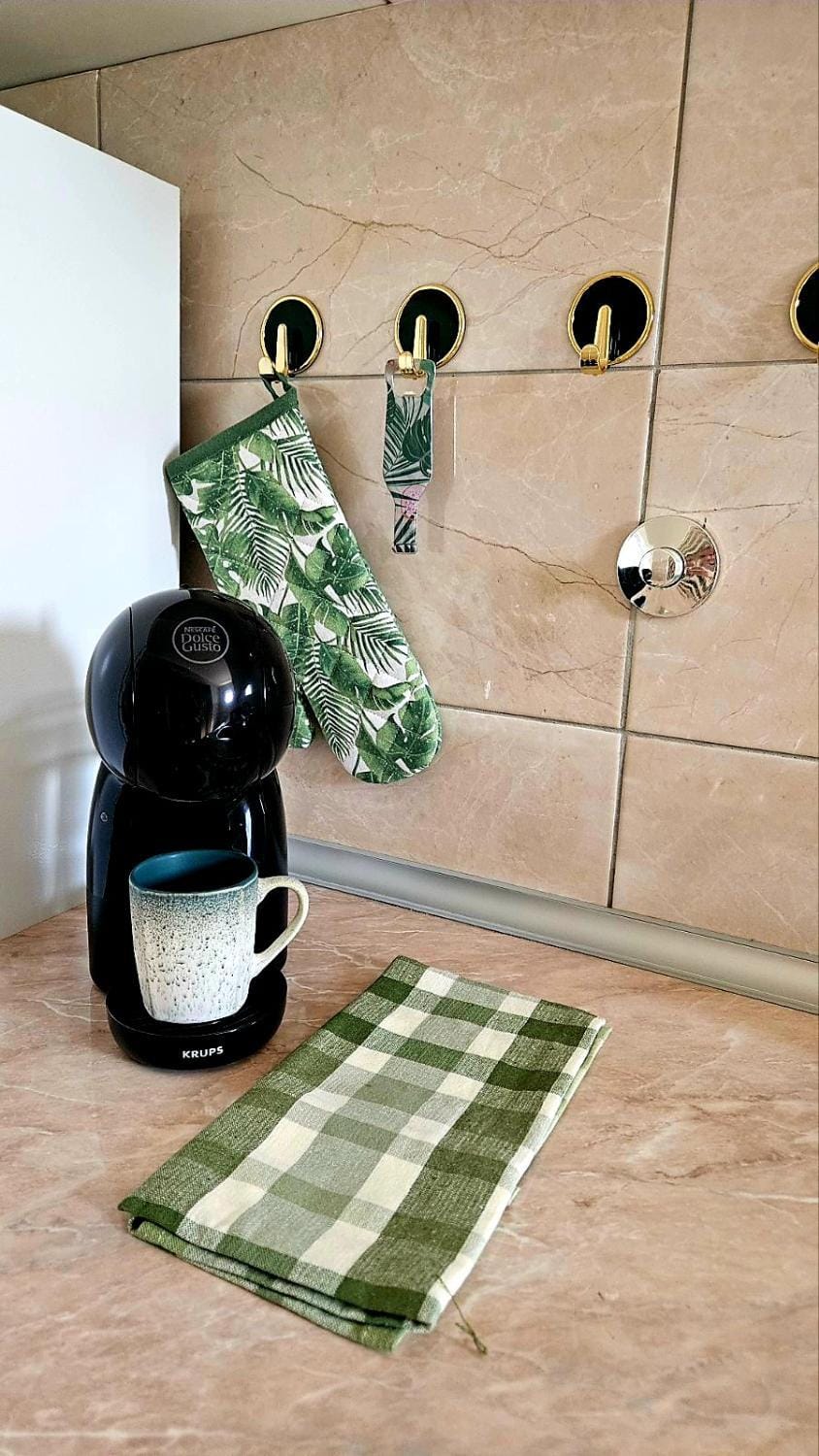 Coffee/tea facilities, Kitchen or kitchenette