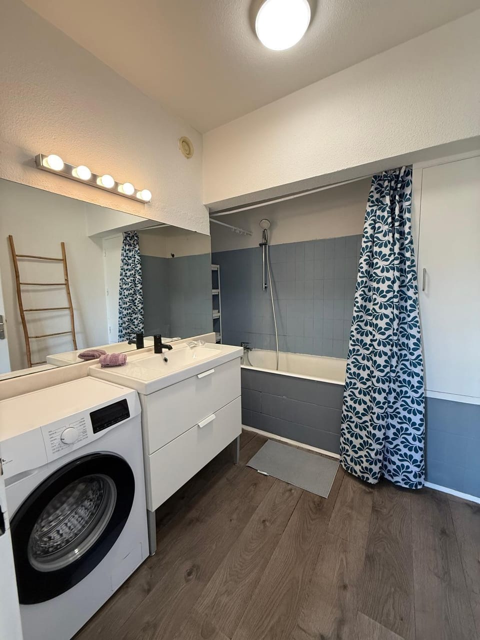 Rosario’ Port d'Hyères - Air-conditioned and Wifi Apartment in Hyères
