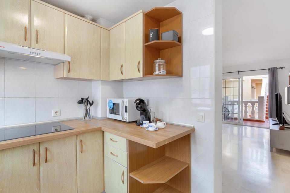 Kitchen or kitchenette, Living room