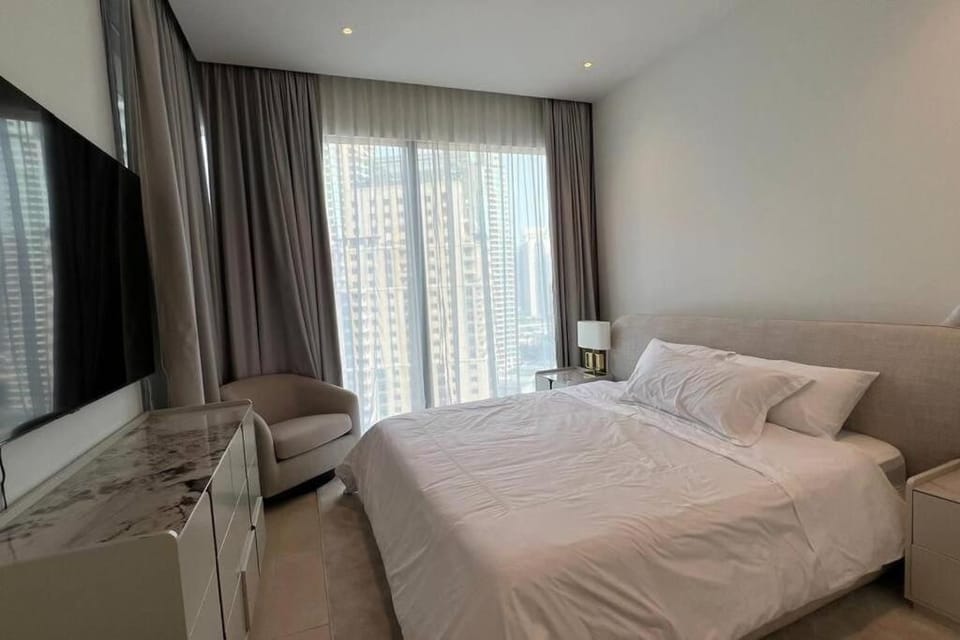 Lux 2BR in Marina Gate with Stunning Views Apartment in Dubai