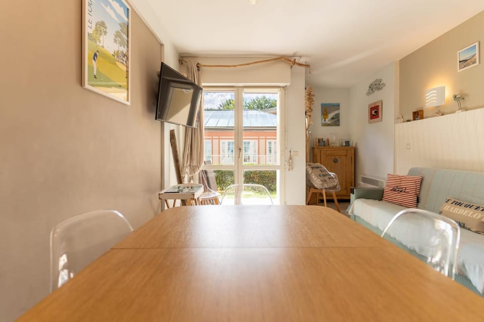 Appartement pour 4 pers avec piscine tennis et parking gratuit 56 Apartment in Hauts-de-France