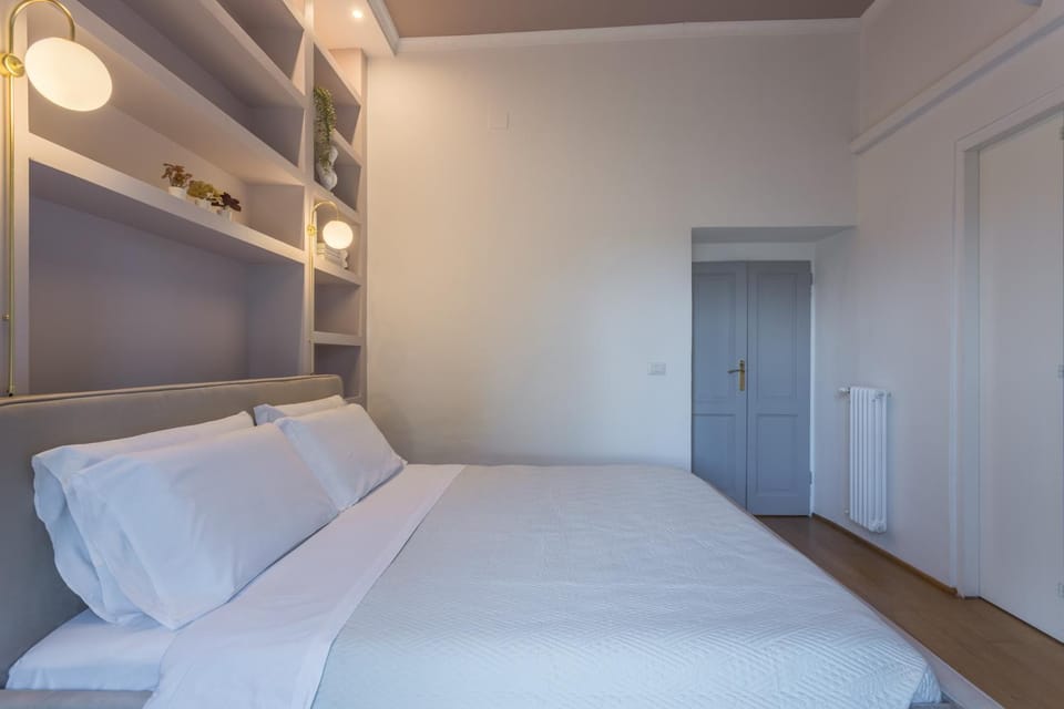 Bedroom, heating