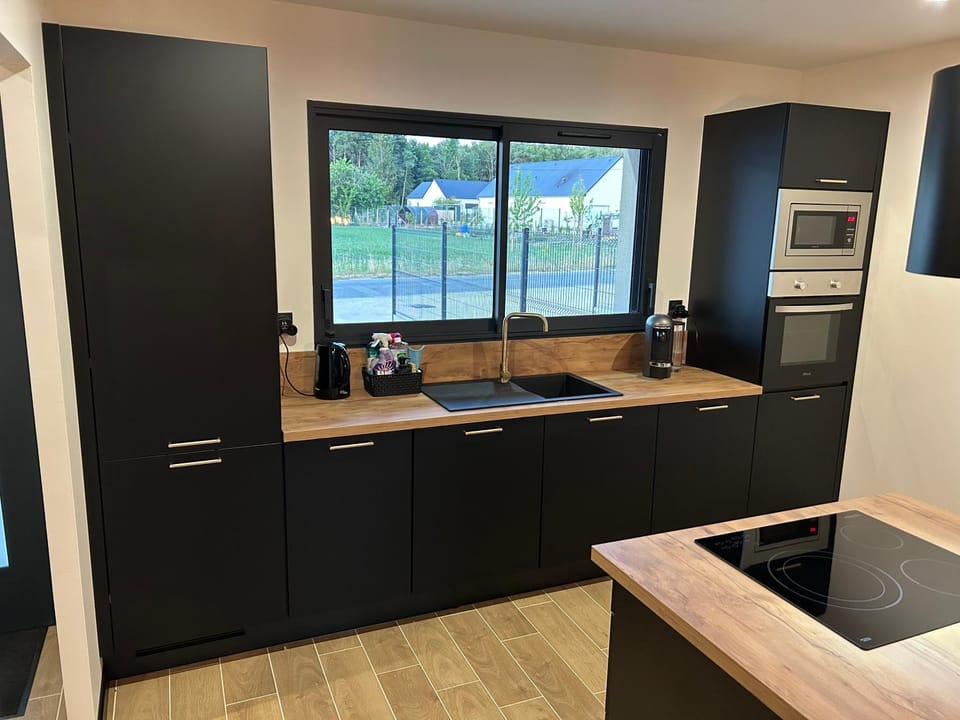 Kitchen or kitchenette, stove