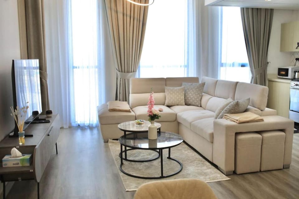 Elegant 1BR Midtown Near City Center Meaisem by Vibel Apartment in Dubai