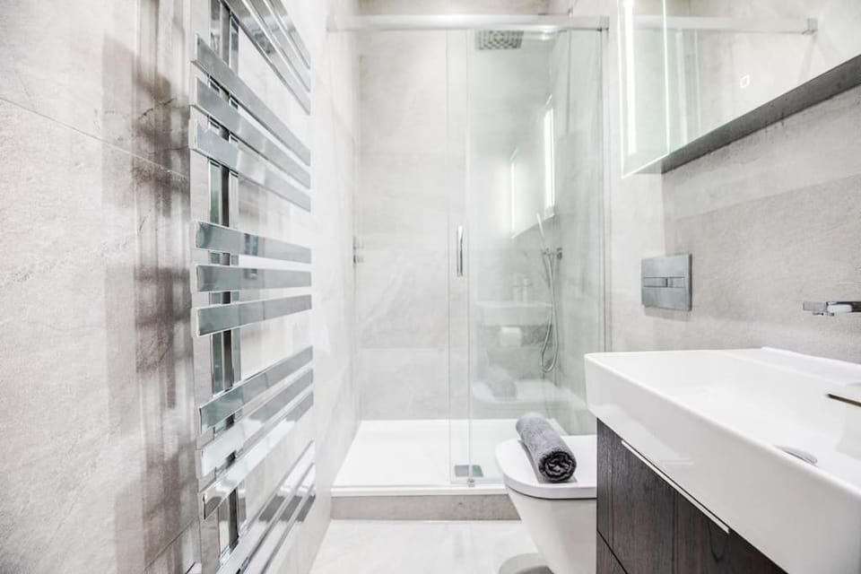 LUX Abbey Road Apartment Sleeps up to 7 Apartment in City of Westminster