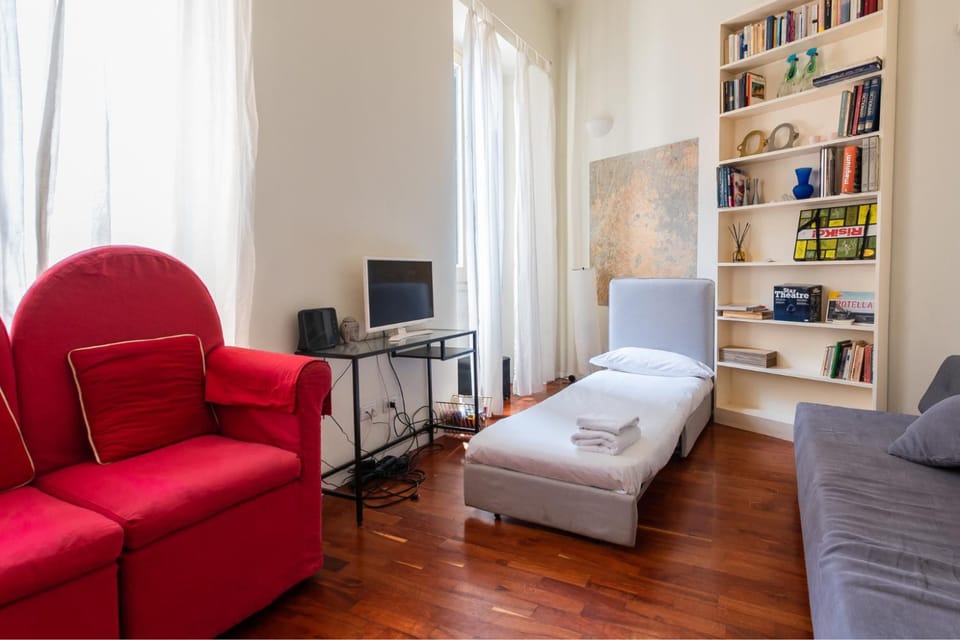 TV and multimedia, Living room, Seating area