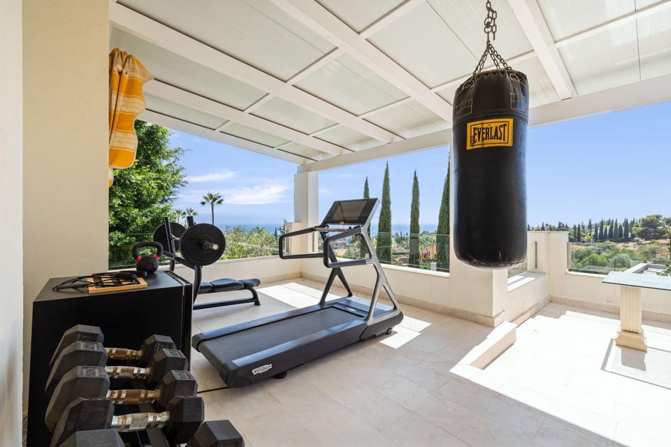 View (from property/room), Balcony/Terrace, Fitness centre/facilities