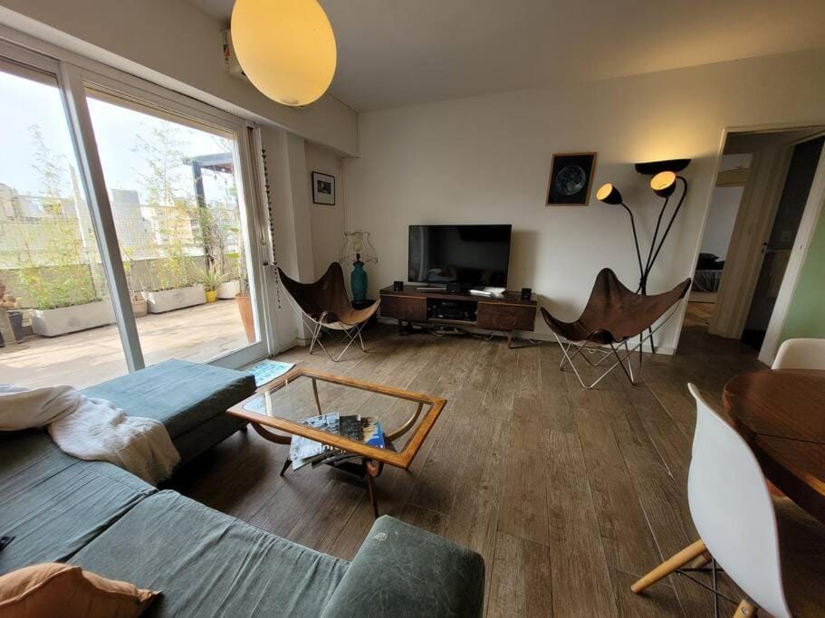 Fantastico dpto 4 personas Terraza Lavarropas 300mts Subte B Corrientes Apartment in Buenos Aires
