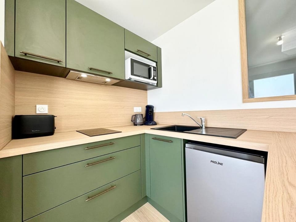Sous Les Tropiques - Clim - Parking - Central Apartment in Mont-de-Marsan
