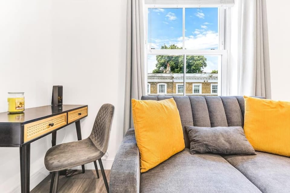 LUXaway 2BR Kensington with AC - Sleeps up to 11 Apartment in City of Westminster