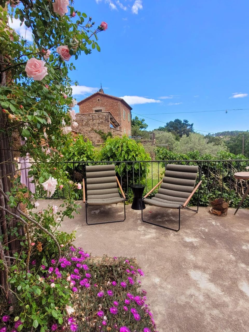Maison Cévenole avec vue panoramique Villa in Auvergne-Rhône-Alpes
