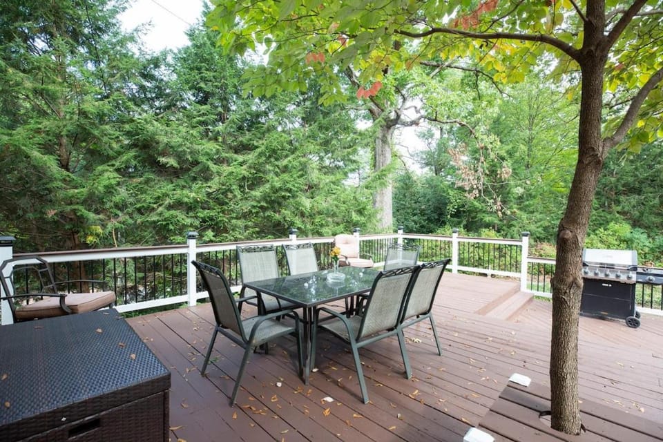 Patio, Day, BBQ facilities, Garden, Garden, View (from property/room), Balcony/Terrace, Balcony/Terrace, Garden view