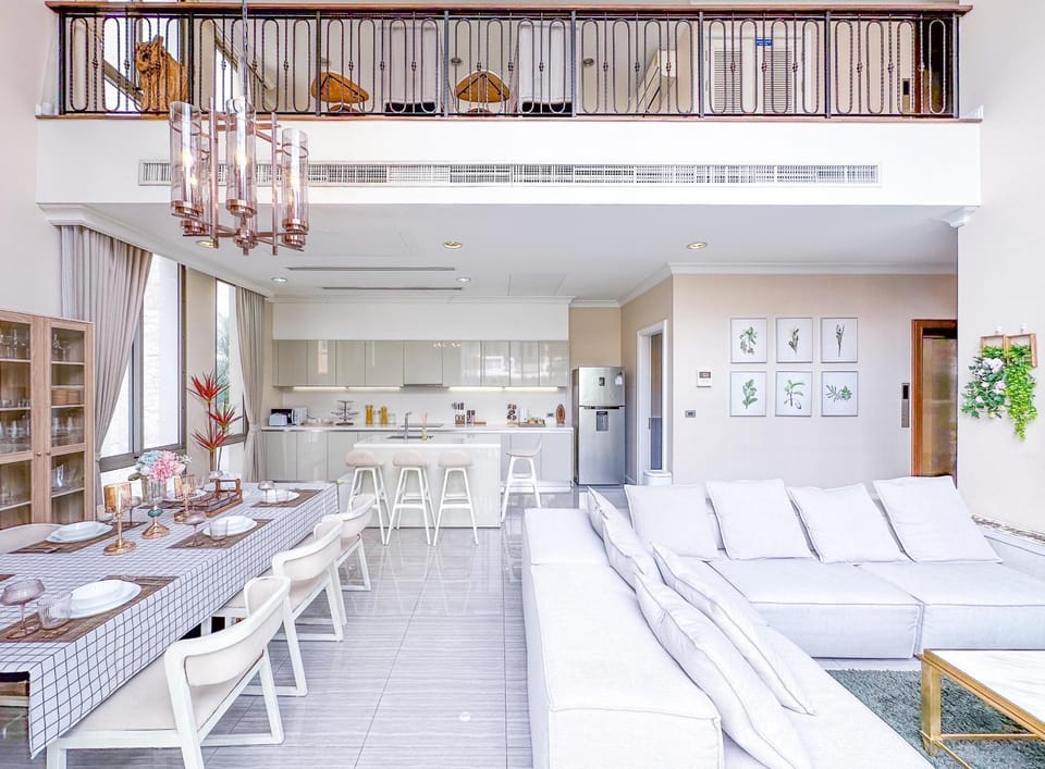 TV and multimedia, Kitchen or kitchenette, Living room, Dining area