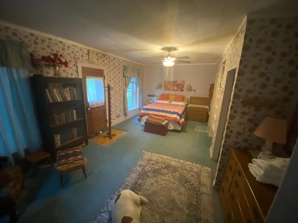 Lakeview Farmhouse with Beach Access Farm Stay in Brighton