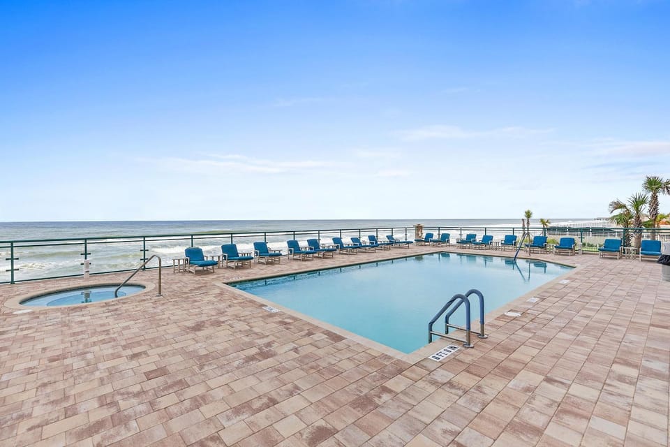 DiMucci Twin Towers 206 House in Daytona Beach Shores