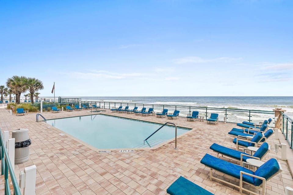 DiMucci Twin Towers 206 House in Daytona Beach Shores